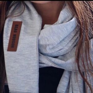 Beau Hudson Women Scarf Size OS Grey Marie Jersey Lightweight Oversized Neutral